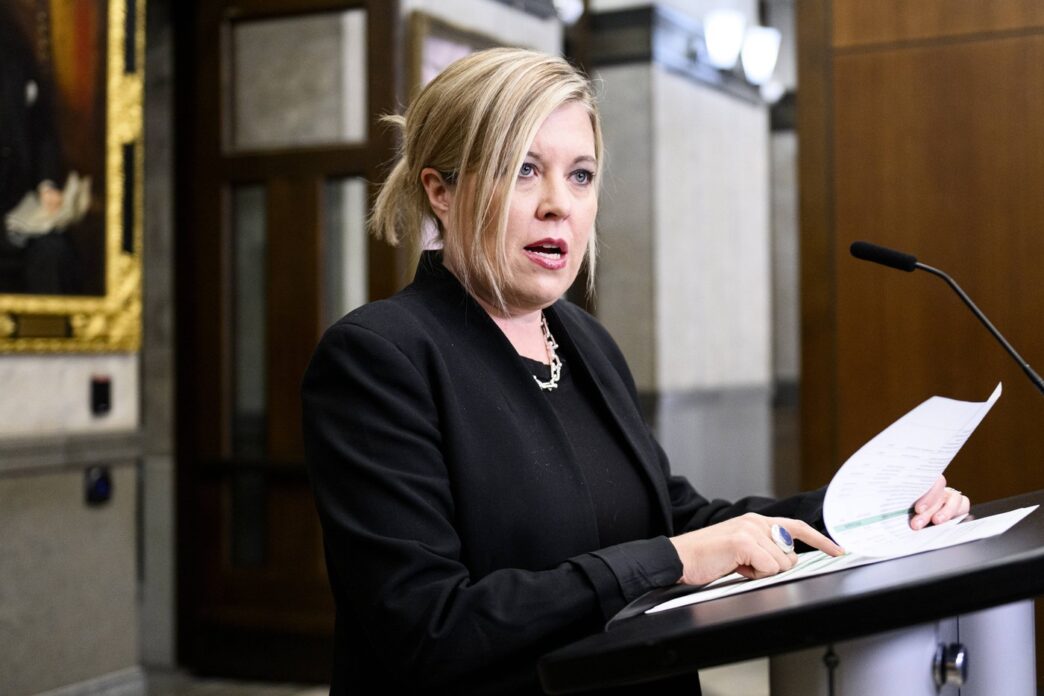 Aggregator Downloaded image for imported item 88598 | Meridian Source Virtual citizenship ceremonies should end, says Conservative critic