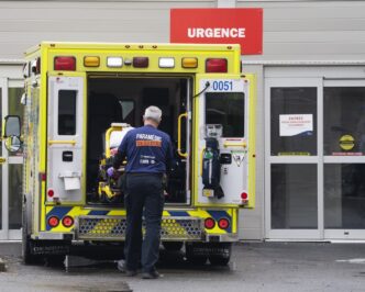 Quebec paramedics, ambulance technicians to strike Dec. 24 but keep essential service