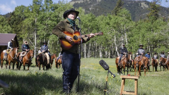 CP NewsAlert: Singer Corb Lund gets OK to launch anti-coal petition drive in Alberta