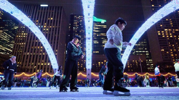 Aggregator Downloaded image for imported item 90955 | Meridian Source When to treat sick kids at home and avoid gatherings as hospitals hit with flu surge