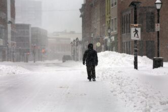Winter storm moves into Atlantic Canada, bringing heavy wet snow and high winds
