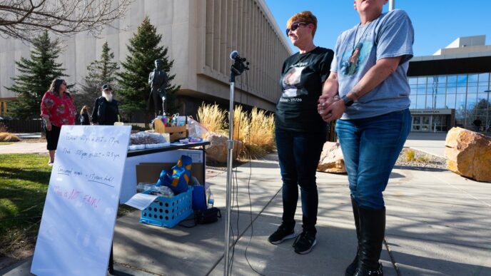 Judge accepts plea deals from Colorado funeral home owners who acknowledged abusing 191 corpses