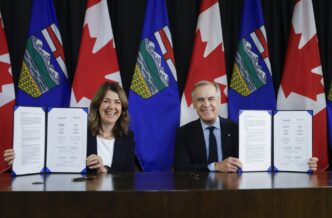 Half of Canadians support a new pipeline between Alberta and B.C.: poll