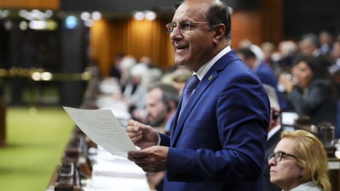 Government rejects call to measure productivity across public service