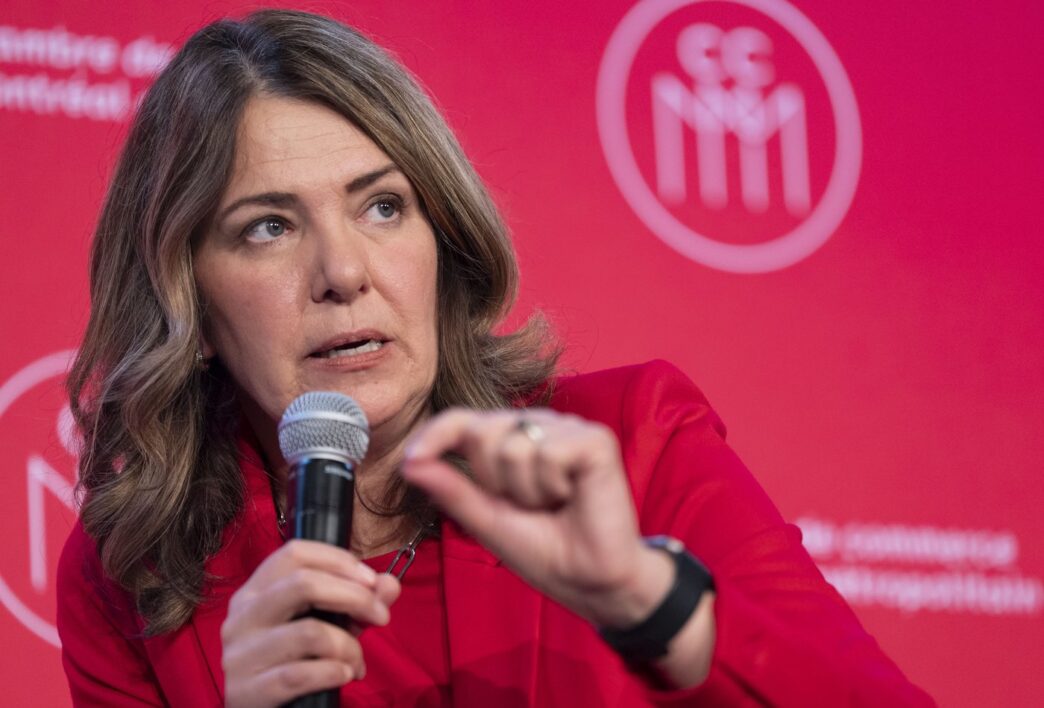 Aggregator Downloaded image for imported item 89546 | Meridian Source Alberta legislature passes bill invoking Charter override for fourth time