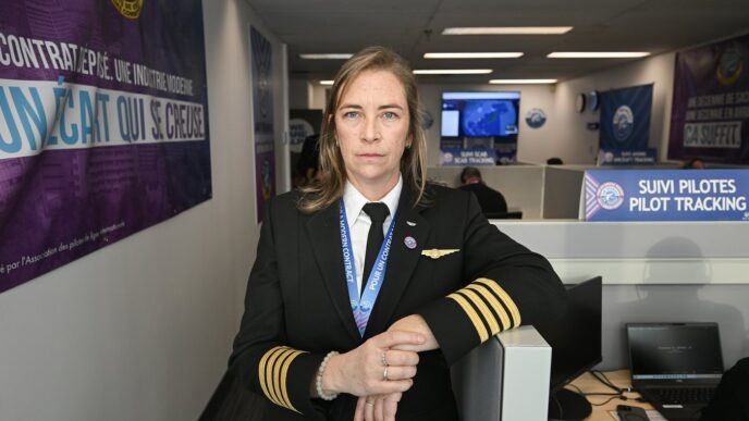 Transat pilots issue 72-hour strike notice, causing some flight suspensions by Monday