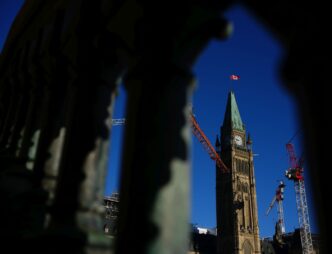 Net-zero advisory body members say Ottawa risks more resignations