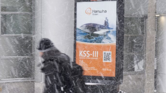 South Korea delegation travelling to Canada in effort to win sub procurement contract