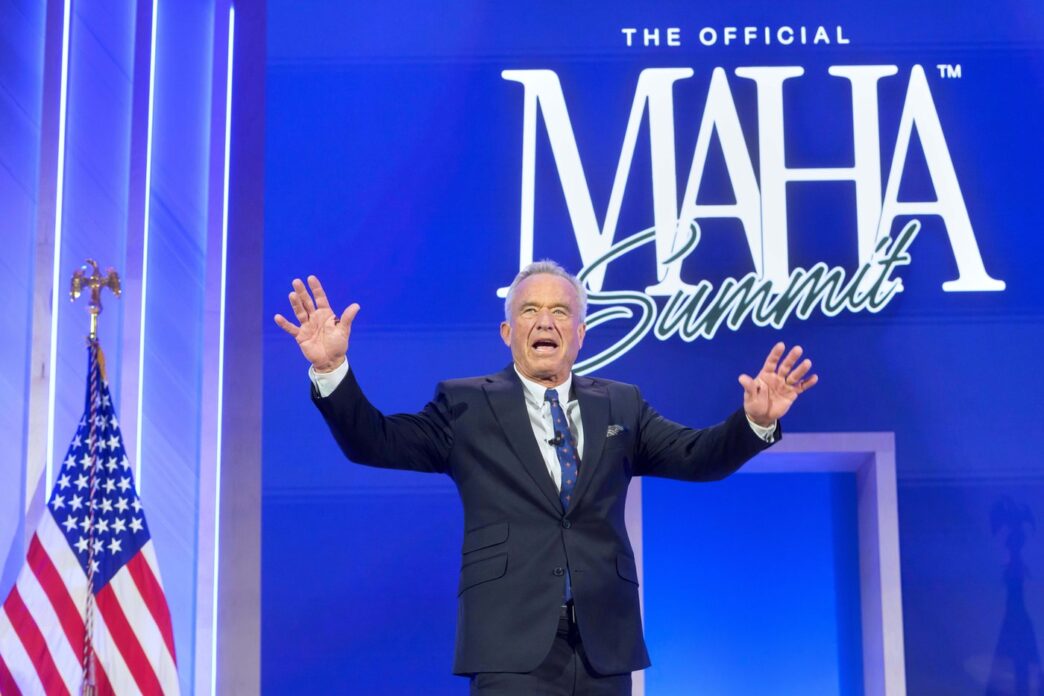 Aggregator Downloaded image for imported item 92925 | Meridian Source US drops the number of vaccines it recommends for every child