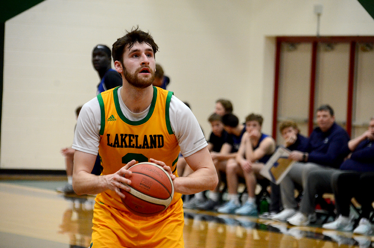 Lakeland shoots to host ACAC playoffs