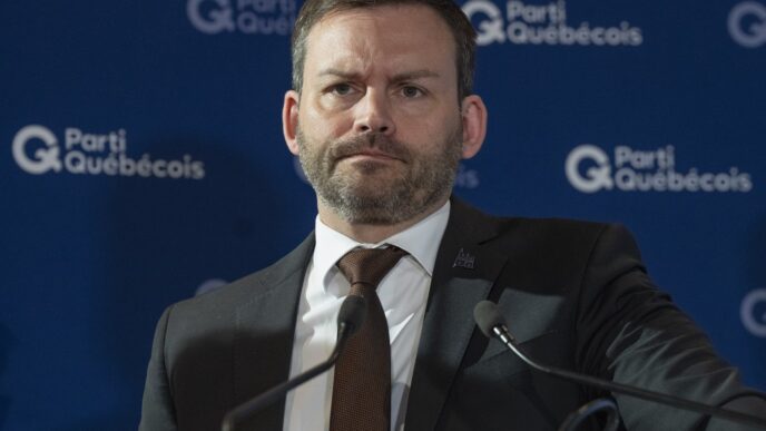 If elected, the Parti Québécois would not necessarily oppose new gas or oil pipelines