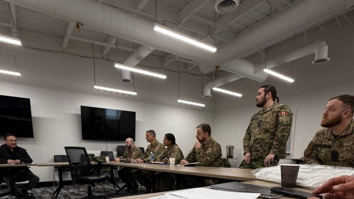 Aggregator Downloaded image for imported item 95645 | Meridian Source Military mission complete in Manitoba First Nation dealing with frozen water damage