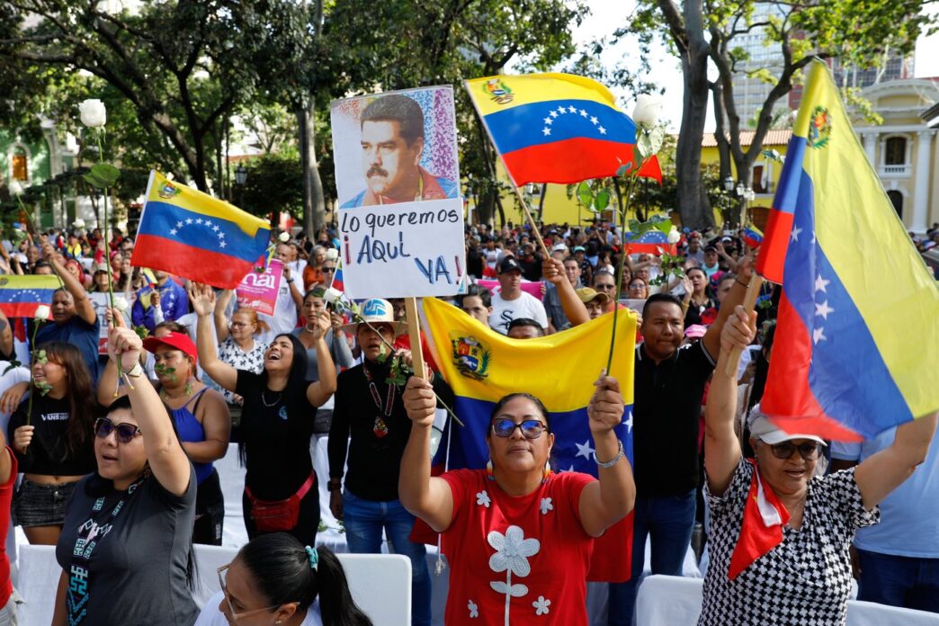 Aggregator Downloaded image for imported item 94200 | Meridian Source Almost one in three Canadians say U.S. might try to invade Canada: poll