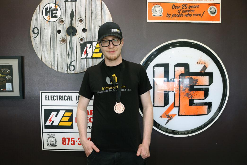 Christian - Alex gets an award | Meridian Source