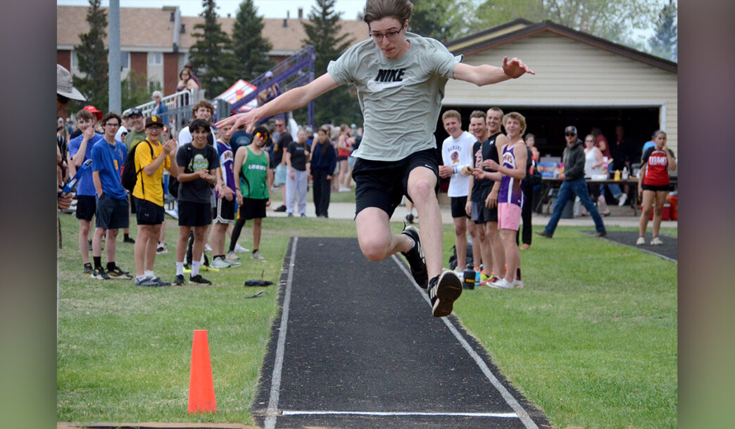 JM-track-jump-3WEB | Meridian Source