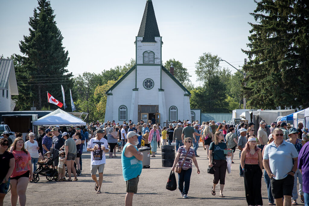 TW - Walburg Blueberry Fest3 | Meridian Source Walburg